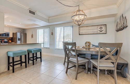 Fort Pierce Condo | Luxe Fort Pierce Beach Condo w/Golf Views!