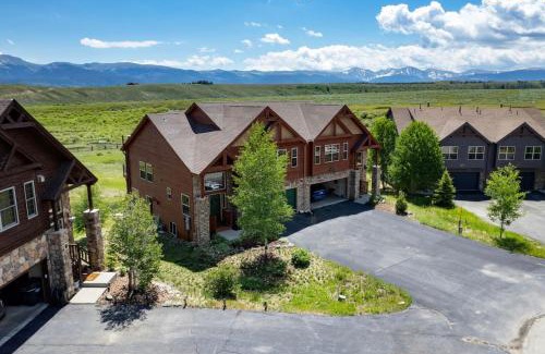 Pole Creek House | Luxe MTN Escape 15 min to Winter Park Base