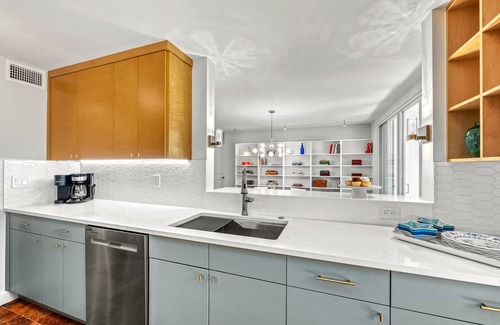 Ringling Estates House | Luxe Oasis | Private Pool, In St Armands Circle, Near Lido Key Beach!