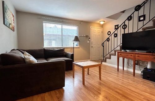Southeast Boise Apartment | Luxe on Penn Family Friendly, Toddler amenities, baby proof with baby gate, toys, bath toys, cups and plates, Separate Workstation with Desk and Monitor, located in desirable SE Boise next to the Greenbelt and Boise River