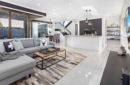 Shell Cove House | Luxe Retreat Shell Cove - Walk to Marina