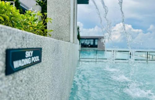 Kampung Sungai Nibong Apartment | Luxe Seaview Rooftop Pool Airport bayan lepas