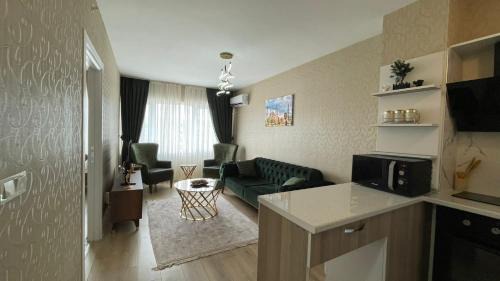 Esenyurt Apartment | Luxe Suite AI3