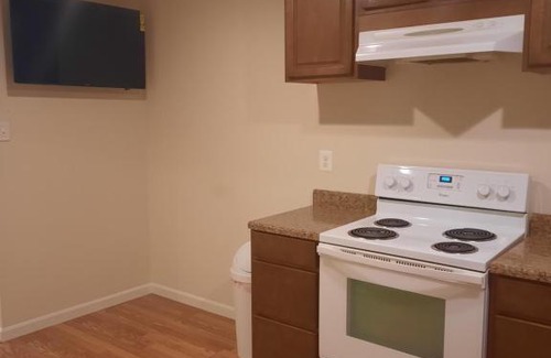 Lake Ridge Apartment | Luxe