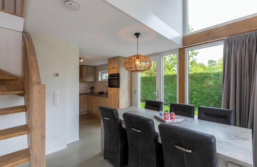 Burgh-Haamstede Cottage | Luxe vakantiehuis De Zonnestraal, Kloosterweg 85 | Burgh Haamstede