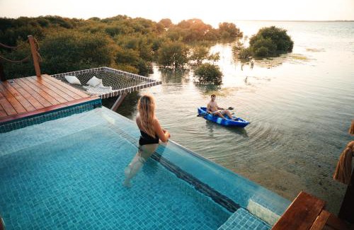 Umm al Quwain Hotel | Luxeglamp