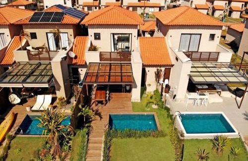 Buzios House | Luxo - Marina Privativa - 5 Suítes - Condomínio Clube