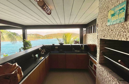 Buzios House | LUXOBRASIL#BZ66 Village De Búzios 06 Suites Vacation Rentals