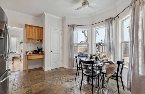 El Granada House | LuxoStays| Beautiful Beach Home w/Games