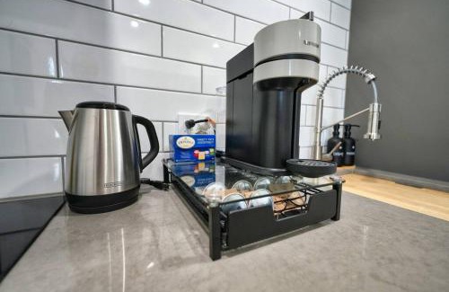 Kitimat Apartment | LuxQuarters Blueberry Studio