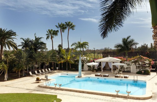 Campo Internacional Maspalomas Villa | Luxury villa with pool in Maspalomas 14 pax GYM, JACUZZI and PADEL COURT