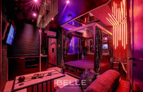 Le Cannet Apartment | Luxuria - Jacuzzi et Hammam