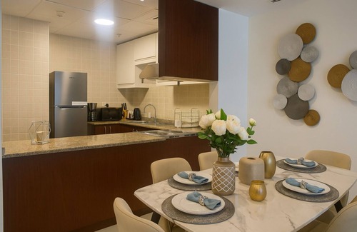 Palm Jumeirah Apartment | Luxurious 1BR Beachfront Living at Palm Jumeirah by Rosewood - 406