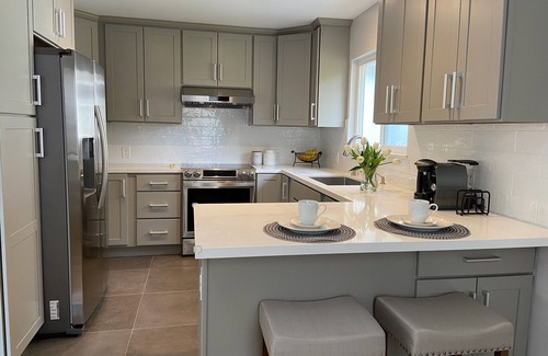 Los Gatos Condo | Luxurious 2 bed/2 bath, EV charger, comfortable, convenient location.