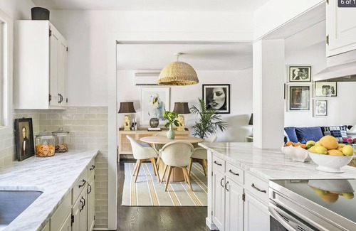 Noyack Cottage | Luxurious 3-Bedroom Sag Harbor Cottage: Designer Renovation with Water Views