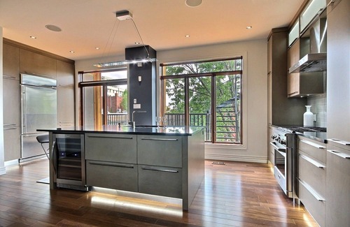 Ville-Marie Condo | Luxurious 3-Storey Penthouse in the Heart of Downtown Montreal