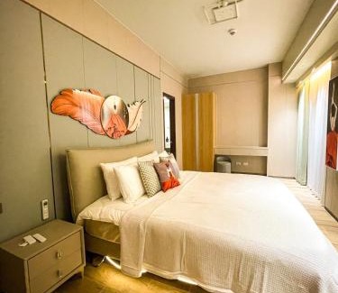 Tambo Apartment | Luxurious 3BR in Manila Bay across Okada II 12pax