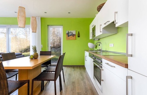 Waxweiler House | Luxurious 6-person bungalow in the Eifel camping park