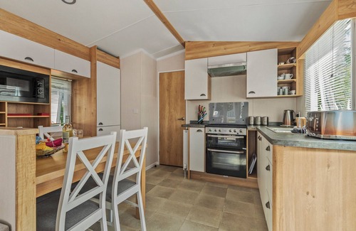 Kilgetty House | Luxurious and contemporary caravan.