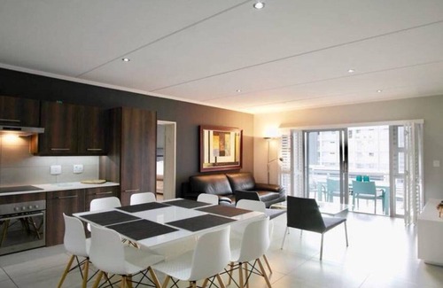Greater Johannesburg Metropolitan Area Apartment | Luxurious apartment and very neat