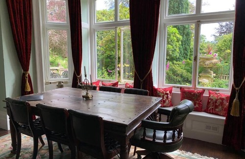 Ladock Apartment | Luxurious Apartment in Historic Mansion - Sleeps 7