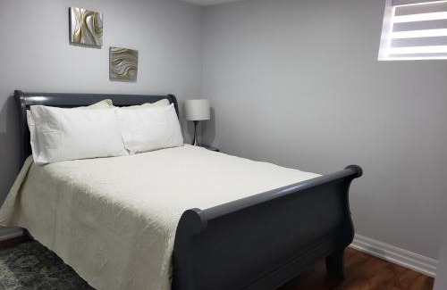 Brampton Apartment | Luxurious Apt 2BRs-1BA Spacious Modern, with free parking