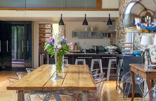 Chillington House | Luxurious barn conversion in the heart of the South Hams.