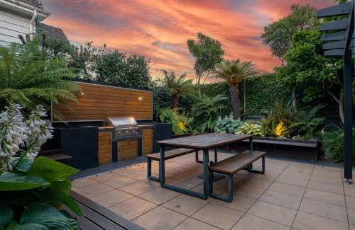 Christchurch City Centre Apartment | Luxurious Central City Living