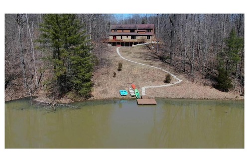 Gnaw Bone Ski Chalet | Luxurious Estate by Brown County 40 private acres