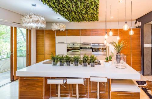 Greater Johannesburg Metropolitan Area Villa | Luxurious Hideaway Villa