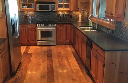 Kalispell House | Luxurious Lake Front Property