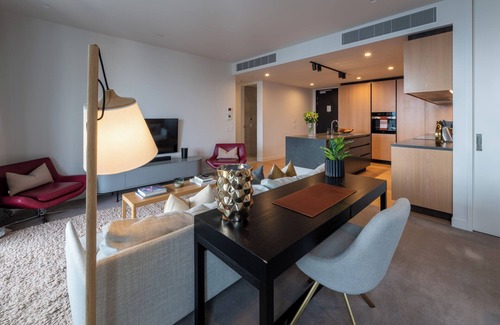 Auckland Central Business District Apartment | Luxurious Living Wynyard Quarter