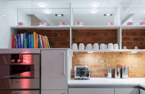 Soho Apartment | Luxurious Loft Central Soho - 3 Bedrooms & Office!