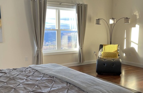 Campton Villa | Luxurious Mountain Escape With Sunset View