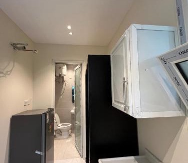 Al Khobar Apartment | Luxurious NEW unit with kitchen in 5 stars building