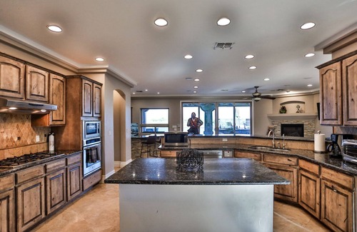 Bullhead City House | Luxurious Riverfront Home W/Private Beach & Waterfront Bar/HEATED POOL
