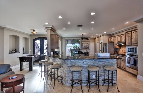 Bullhead City House | Luxurious Riverfront Home W/Private Beach & Waterfront Bar/HEATED POOL