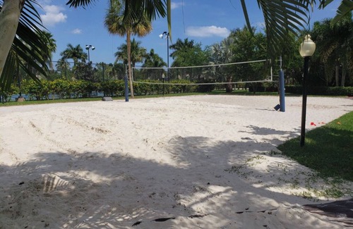 Margate House | Luxurious RV Resort Lot - Class A only - near Pompano Beach area w/Tiki Hut