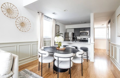 Downtown Charleston Hotel | Luxurious Stay | Best Downtown Location | 360 King