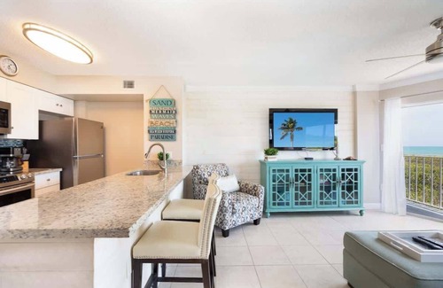 Tavernier Condo | Luxurious Suite w/Sweeping Ocean Views + Pool Beach & Cabana Bar