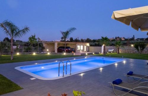 Malevizi Villa | Luxurious Villa David
