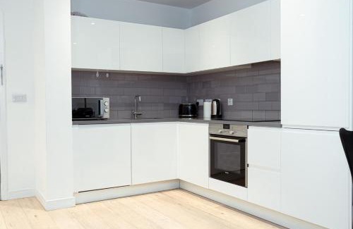 Docklands Apartment | Luxury 1-Bedroom Escape