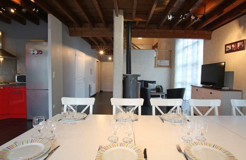 Moyon-Villages Cottage | Luxury 18th-Century Barn: Private Spa, Organic Farm, Family-Friendly, Near Major Tourist Sites