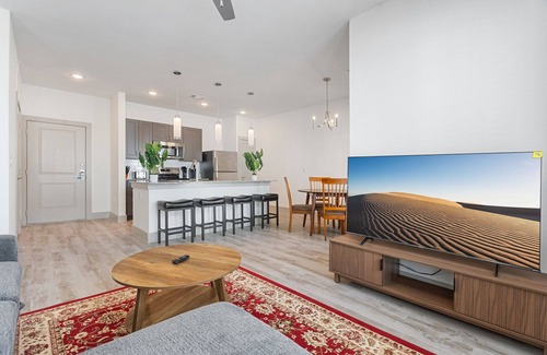 Stony Ridge North Apartment | Luxury 1BD/1BA Near Airport 3786