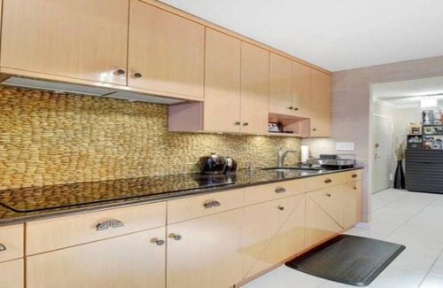 Cliffside Park Apartment | Luxury 1bed/1ba with NYC and Hudson River views