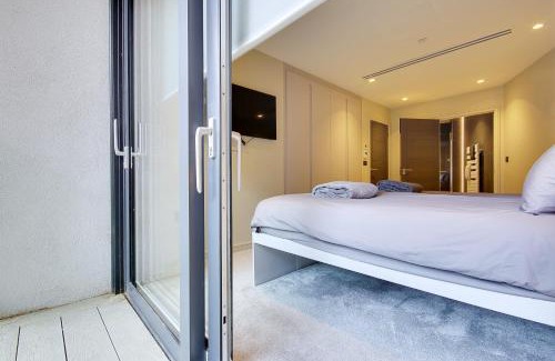 Sandbanks Apartment | Luxury 2 bed 2 bath Apartment