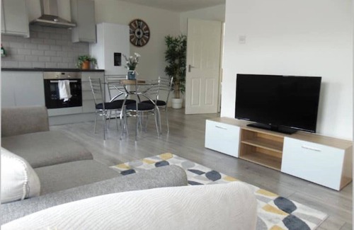 Watford Apartment | Luxury 2 Bed, 2 Bath Apartment in City Centre