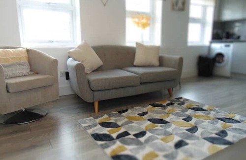 Watford Apartment | Luxury 2 Bed, 2 Bath Apartment in City Centre