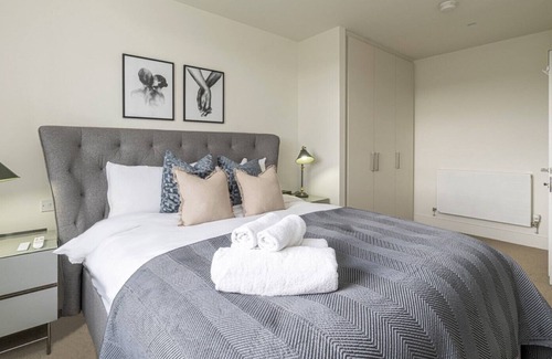 Brent Apartment | Luxury 2 bed apartment in the heart of Wembley, with great attractions nearby.