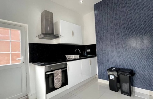 Braunstone Apartment | Luxury 2 Bed Apt- Leicester City- Free Parking